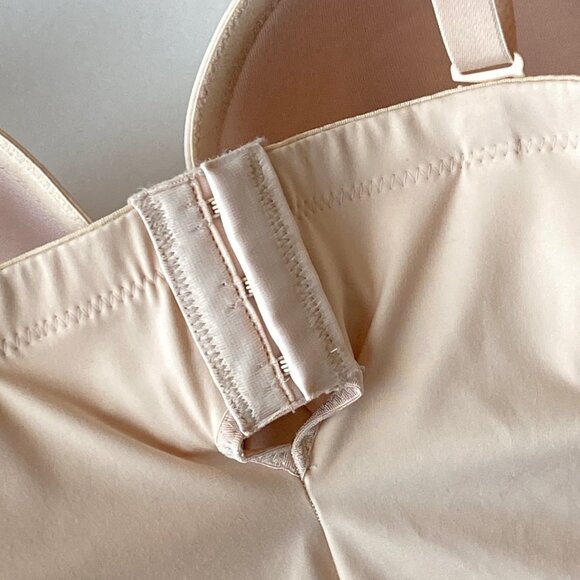 NWT WACOAL Red Carpet Strapless Shaping Bodybriefer 38D Sand 801219 - Picture 11 of 14